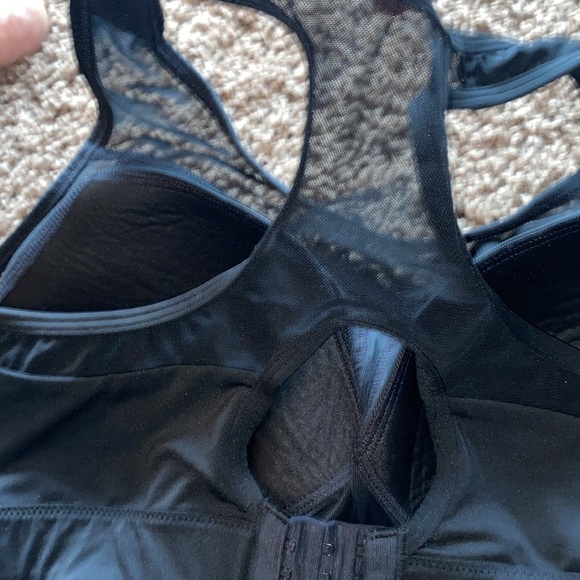 Yvette Sports Bra - Picture 7 of 10